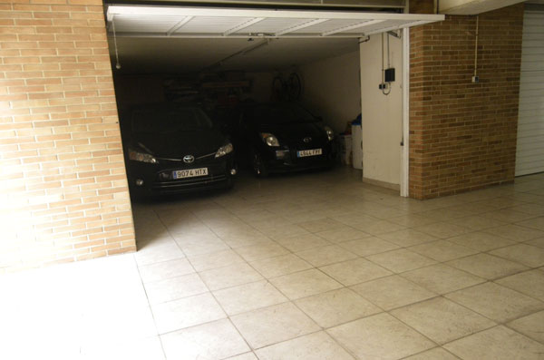 Garatge per dos cotxes